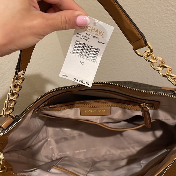 Michael kors stanthorpe tote with gorgeous gold hardware - Picture 6 of 6